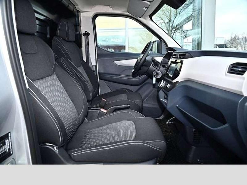 Gebraucht Maxus eDeliver 3 2024 Silber Van