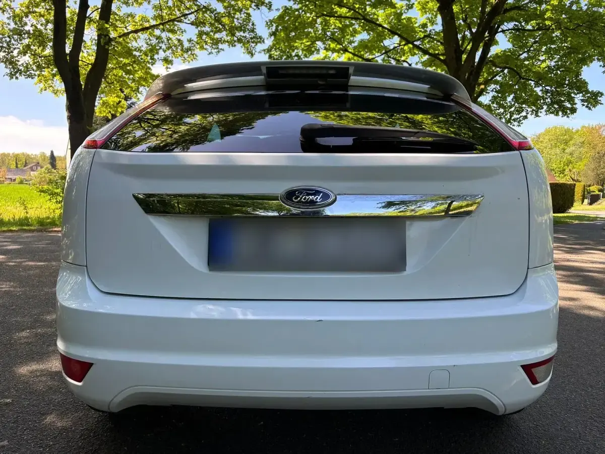 Usata Ford Focus ST 128 CV (94 kW) 2008 Bianco Berlina