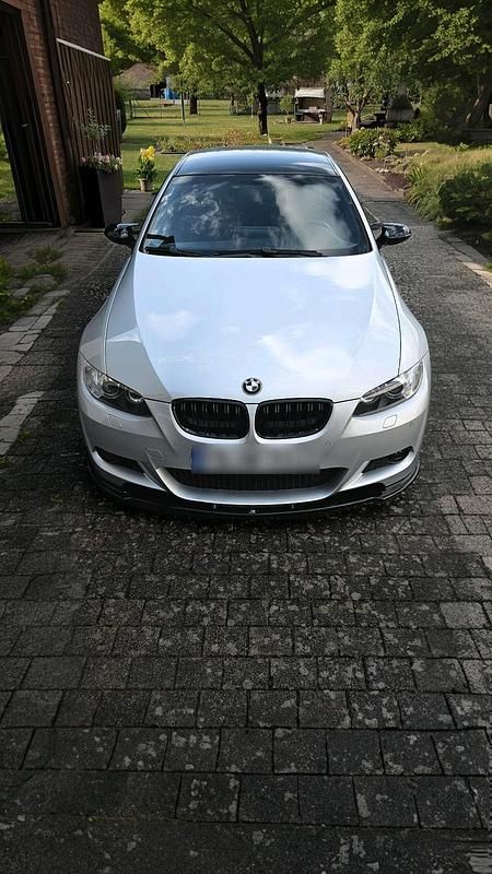Gebraucht BMW 320 M Sport 170 PS (125 kW) 2007 Silber Coupé