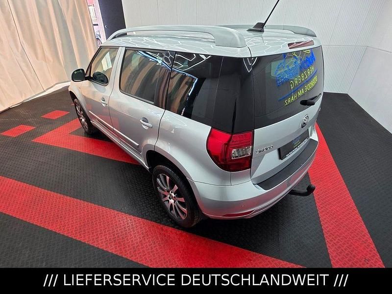Gebraucht Skoda Yeti 110 PS (80 kW) 2015 Silber SUV