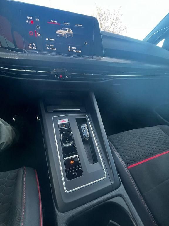 Gebraucht VW Golf VIII GTI Clubsport 300 PS (220 kW) 2022 Grau Limousine