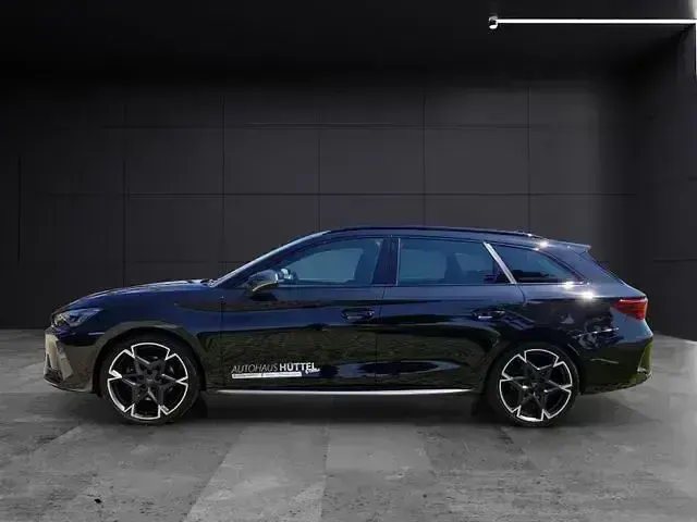 Usata Cupra Leon 150 CV (110 kW) 2024 Nero Station wagon