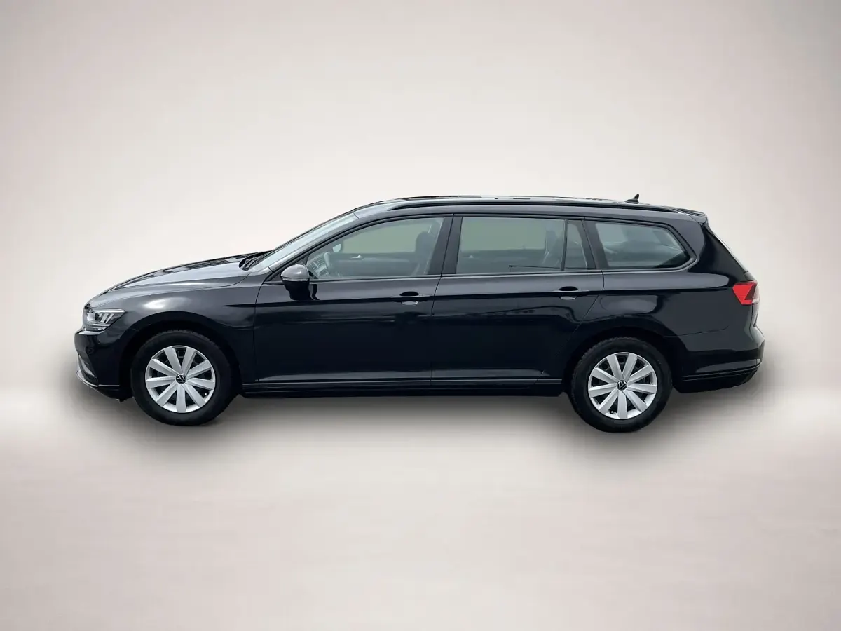 Gebraucht VW Passat Conceptline 150 PS (110 kW) 2022 Kombi