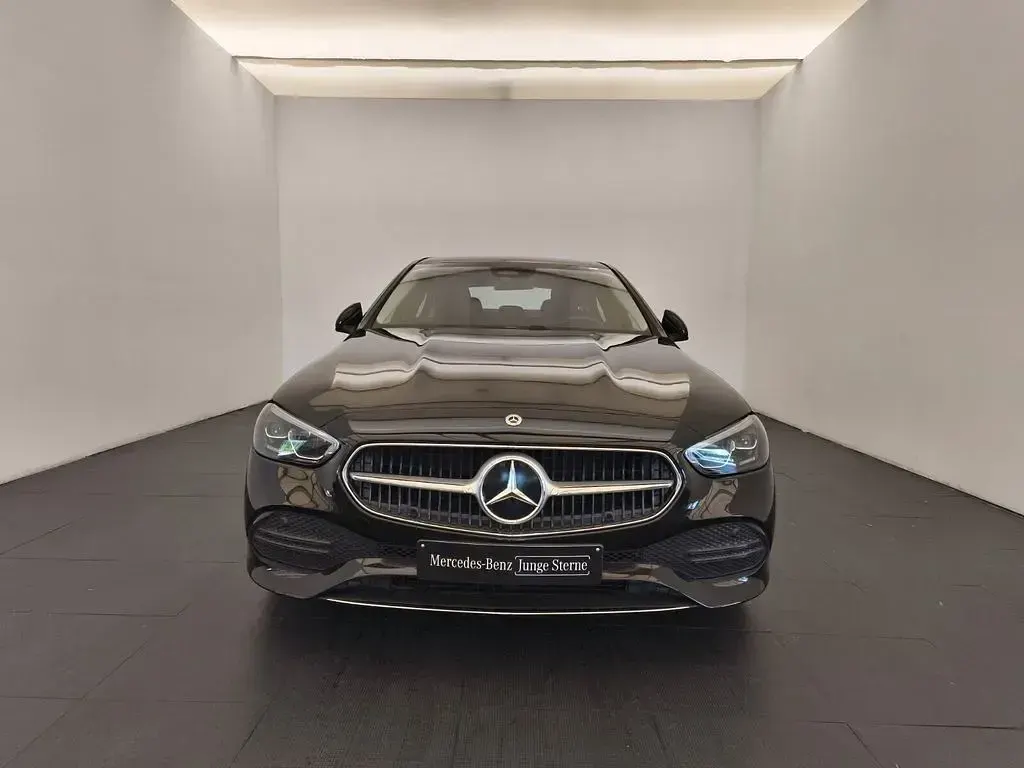 Gebraucht Mercedes C300 Advanced Plus 265 PS (194 kW) 2025 Metalliclack obsidianschwarz metallic Limousine