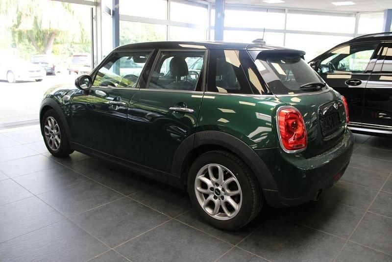 Gebraucht Mini Cooper 136 PS (100 kW) 2016 Grün Kleinwagen