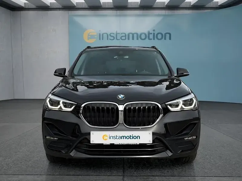 Gebraucht BMW X1 Sport Line 190 PS (139 kW) 2022 Schwarz SUV
