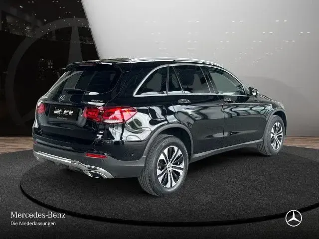 Gebraucht Mercedes GLC300de 306 PS (225 kW) 2022
