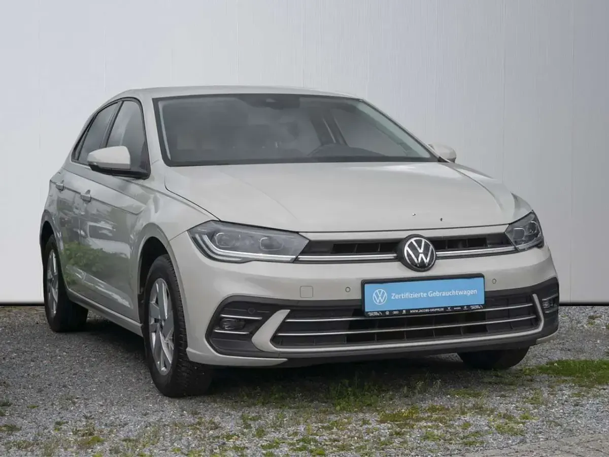 Używany VW Polo Pro 95 KM (69 kW) 2022 Szary Hatchback