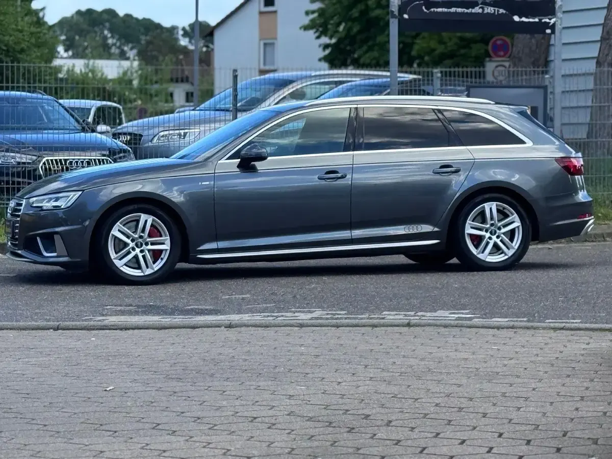 Gebraucht Audi A4 Sport 286 PS (210 kW) 2019 Grau Kombi