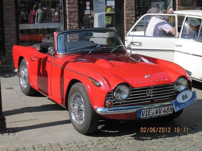 Gebraucht Triumph TR4 101 PS (74 kW) 1967 Rot Cabrio
