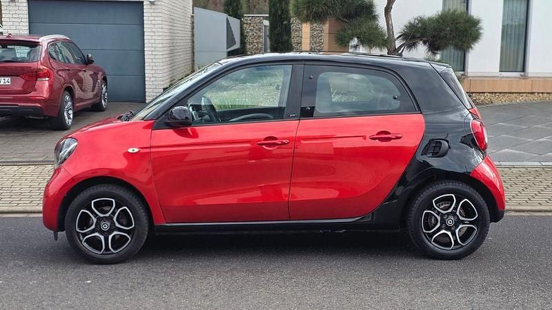 Gebraucht Smart ForFour Prime 71 PS (52 kW) 2016 Rot Kleinwagen