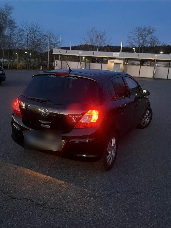 Gebraucht Opel Corsa 80 PS (58 kW) 2011 Schwarz Kleinwagen