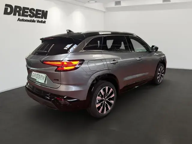 Neu Renault Austral Techno 200 PS (147 kW) 2025 Grau SUV