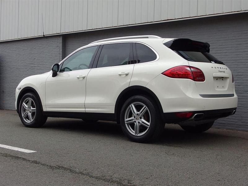 Gebraucht Porsche Cayenne S 400 PS (294 kW) 2010 Weiß SUV