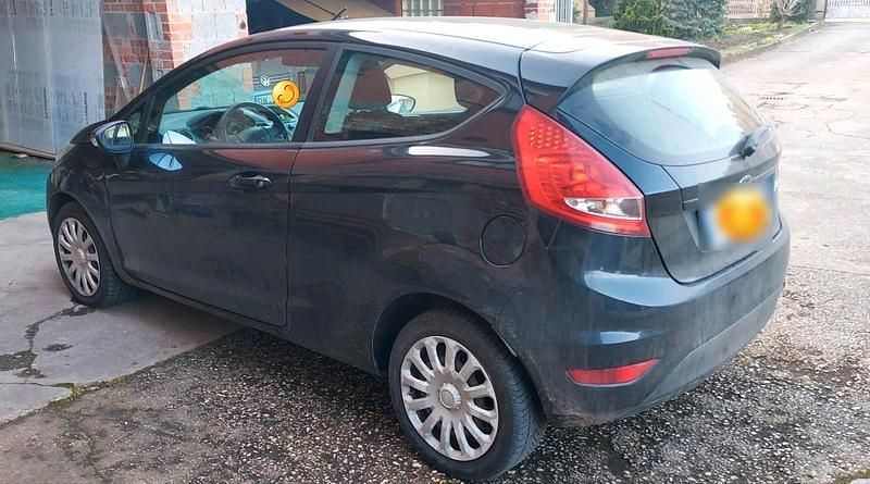 Gebraucht Ford Fiesta 82 PS (60 kW) 2010 Schwarz Kleinwagen