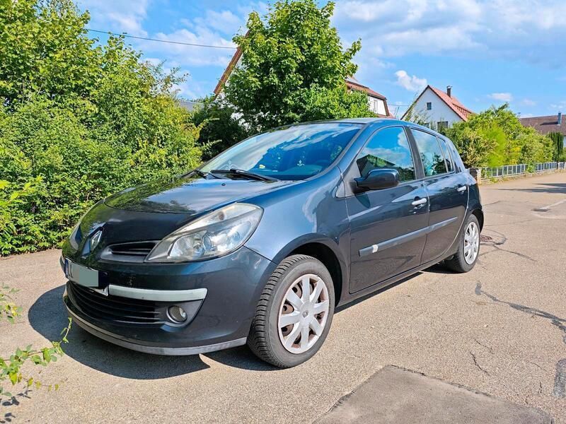 Grau Gebraucht 2007 Renault Clio II Dynamique Kleinwagen | 1.500 € (Guter Preis) - Bild 1/4