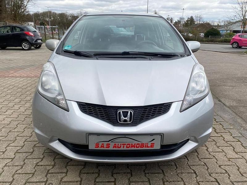 Gebraucht Honda Jazz Trend 90 PS (66 kW) 2009 Silber Kleinwagen