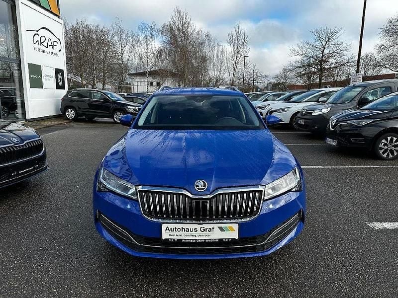Gebraucht Skoda Superb Style 150 PS (110 kW) 2022 Blau Kombi