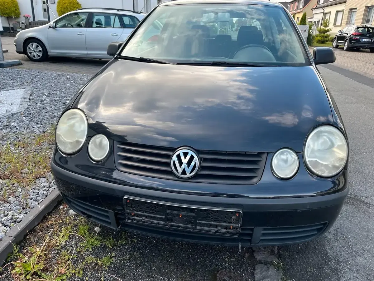 Używany VW Polo 54 KM (39 kW) 2004 Czarny Hatchback