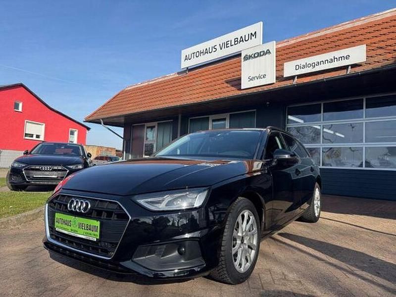Gebraucht Audi A4 Basis 150 PS (110 kW) 2022 Schwarz Kombi