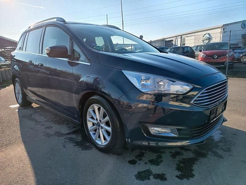 Gebraucht Ford Grand C-Max Titanium 125 PS (91 kW) 2017 Blau Van / Kleinbus