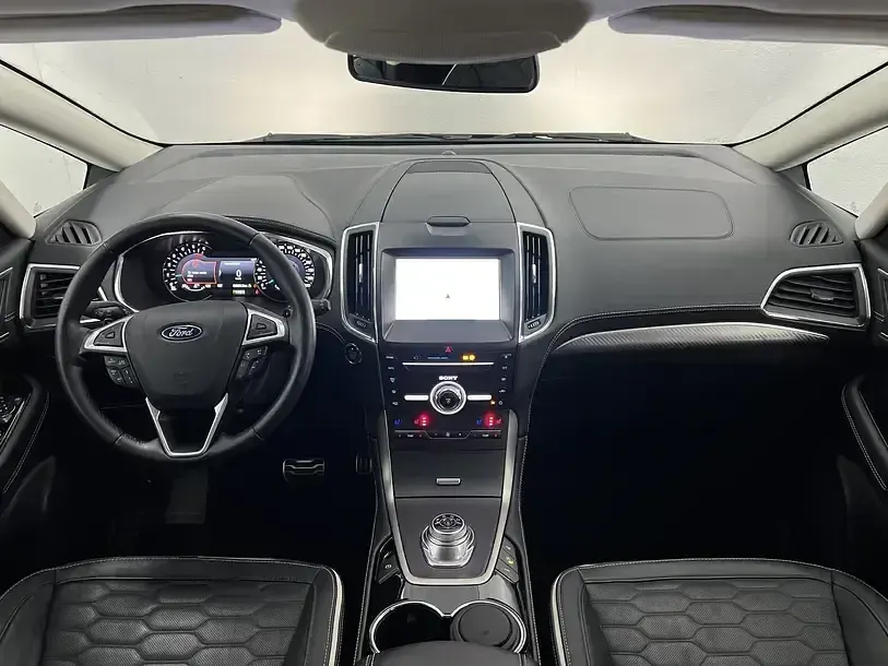 Gebraucht Ford S-MAX Vignale 197 PS (144 kW) 2022 Pantherblau metallic Van / Kleinbus