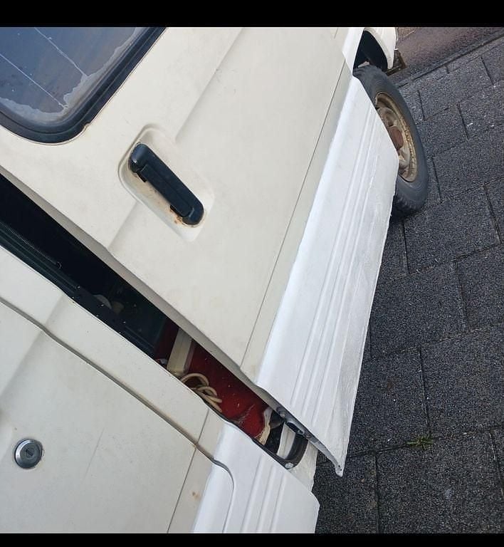 Gebraucht Suzuki Super-Carry 57 PS (41 kW) 1994 Weiß Limousine