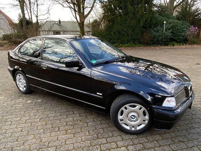 Gebraucht BMW 316 105 PS (77 kW) 2000 Schwarz Limousine