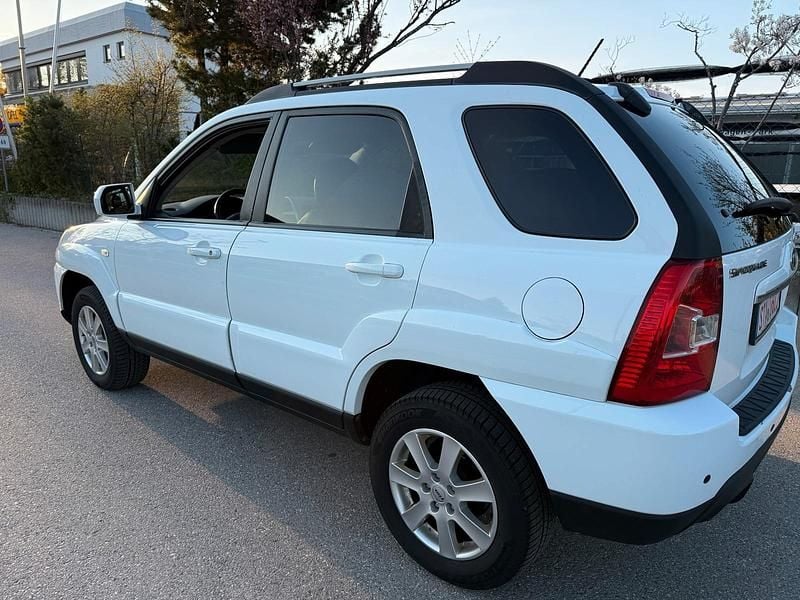 Gebraucht Kia Sportage 150 PS (110 kW) 2008 Weiß SUV