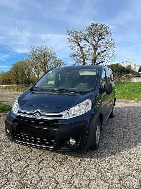 Blau Gebraucht 2015 Citroën Jumpy Van / Kleinbus | 5.980 € (Superpreis) - Bild 1/4