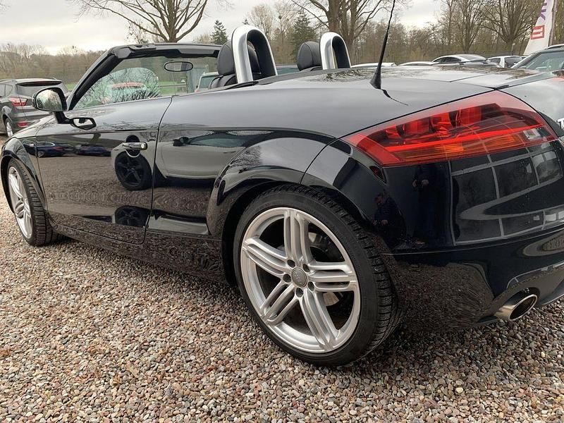 Gebraucht Audi TT Roadster S-Line 211 PS (155 kW) 2012 Brillantschwarz Cabrio