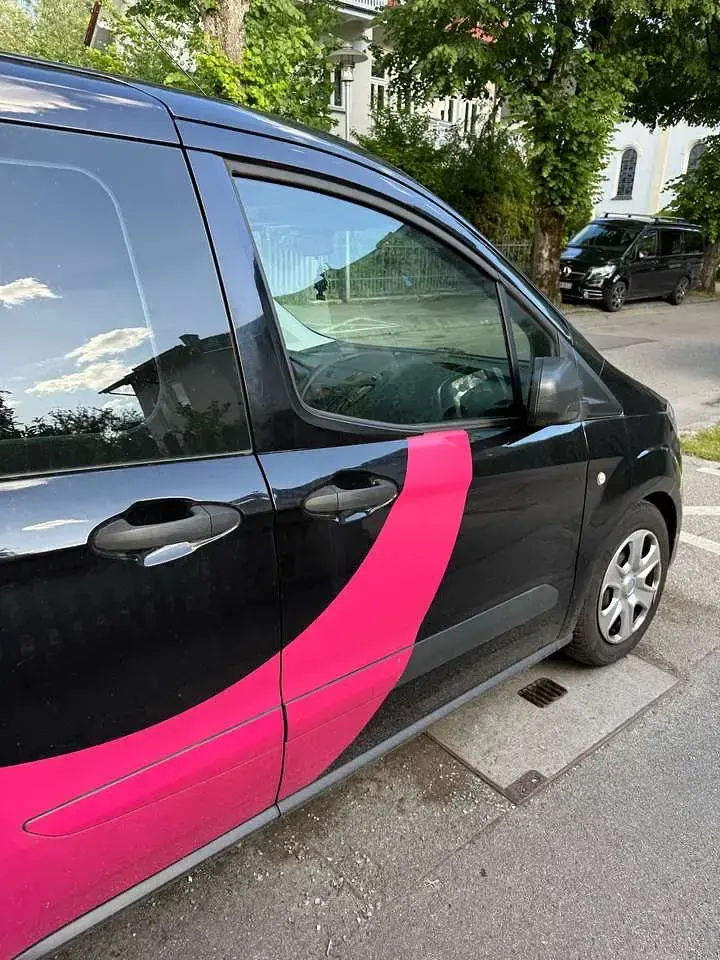 Gebraucht Ford Transit Trend 101 PS (74 kW) 2019 Schwarz Kombi