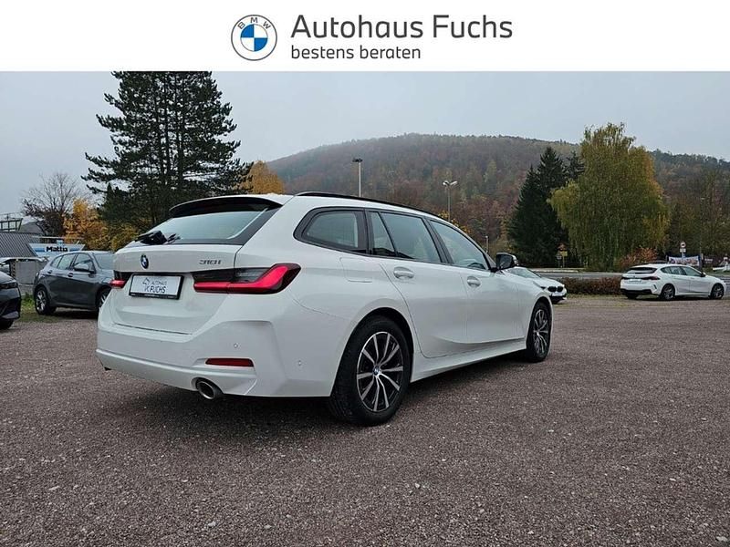 Gebraucht BMW 318 156 PS (114 kW) 2024 Alpinweiss iii Kombi