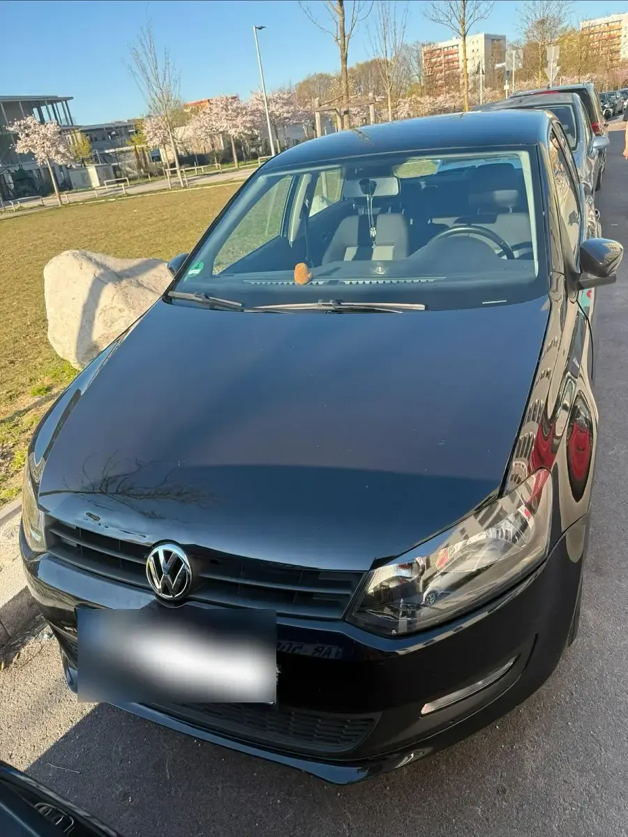 Gebraucht VW Polo 75 PS (55 kW) 2010 Schwarz Kleinwagen