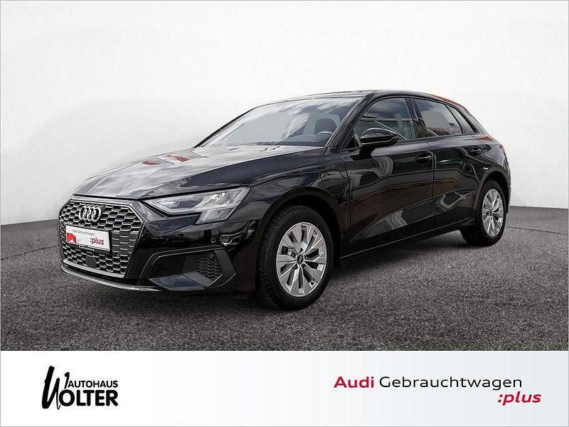 Brillantschwarz Gebraucht 2023 Audi A3 Sportback e-tron Performance Limousine | 25.920 € (Fairer Preis) - Bild 1/4