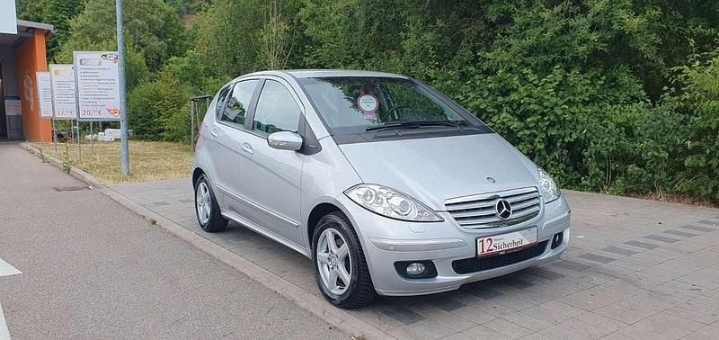 Silber Gebraucht 2007 Mercedes A180 Kleinwagen | 6.490 € (Fairer Preis) - Bild 1/4
