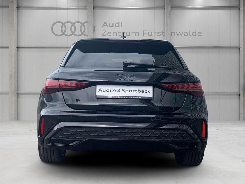 Gebraucht Audi A3 S-Line 272 PS (200 kW) 2025 Schwarz Limousine