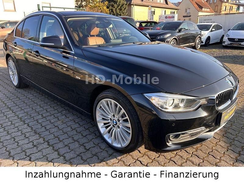 Gebraucht BMW 328 Luxury Line 245 PS (180 kW) 2012 Black sapphire metallic Limousine