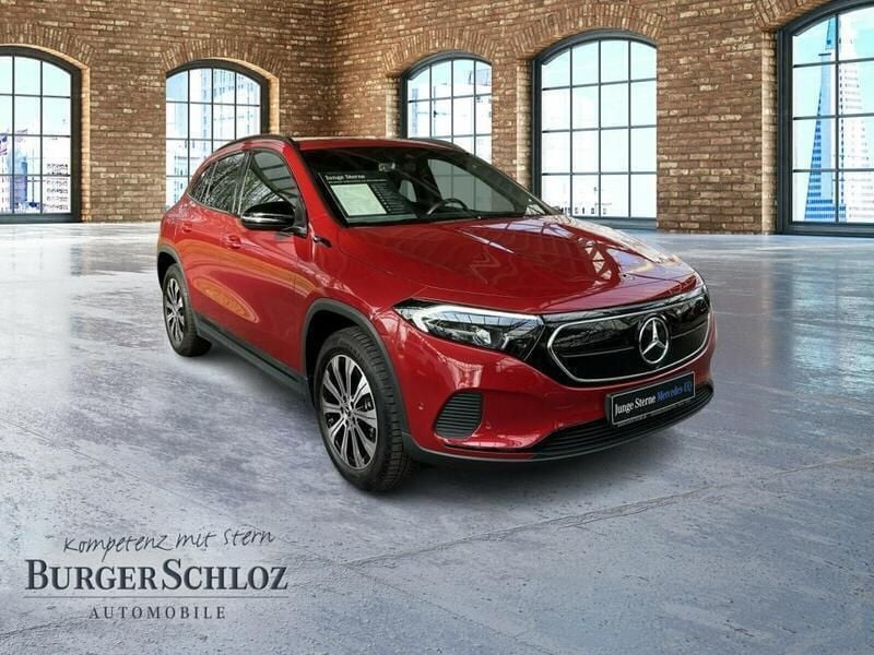 Gebraucht Mercedes EQA300 Progressive 167 kW (228 PS) 2022 Manufaktur lack manufaktur pat SUV