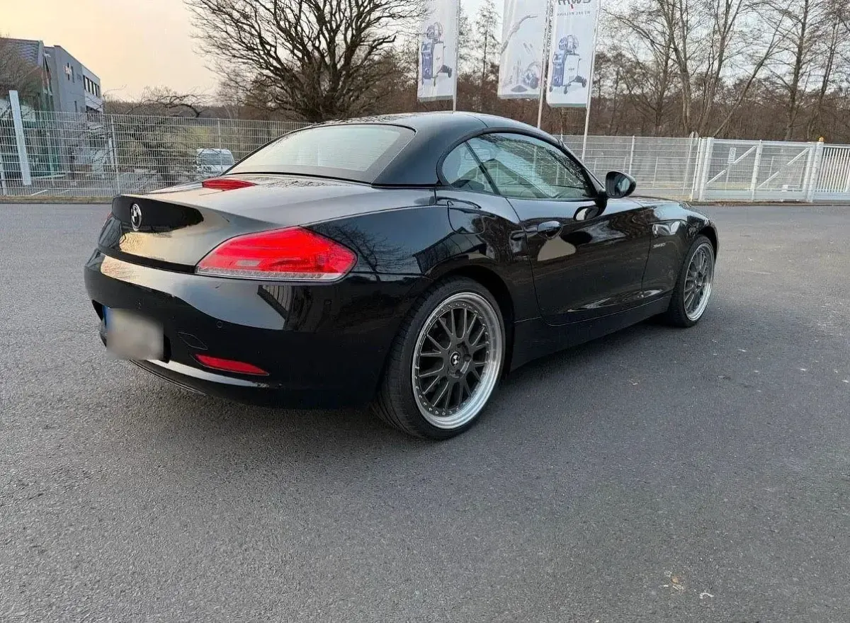 Gebraucht BMW Z4 184 PS (135 kW) 2014 Schwarz Cabrio