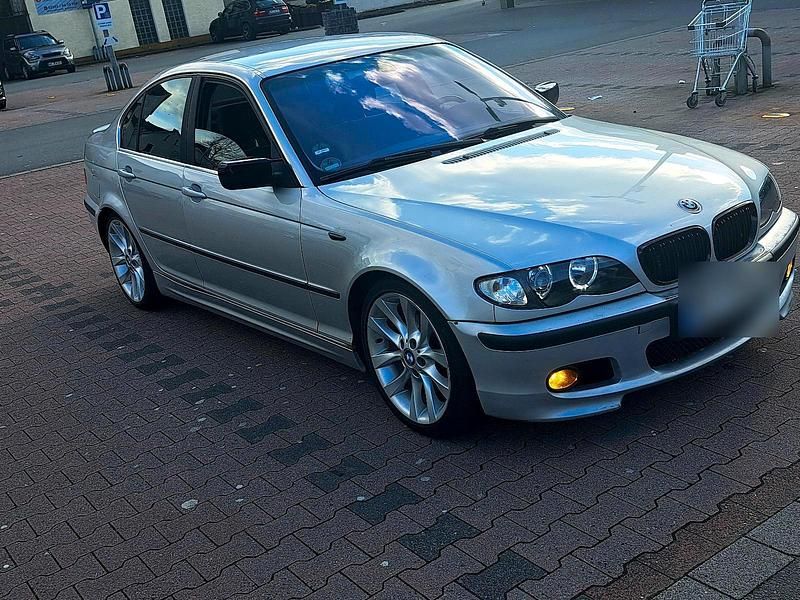 Second-hand BMW 320 170 CP (125 kW) 2002 Berlinǎ