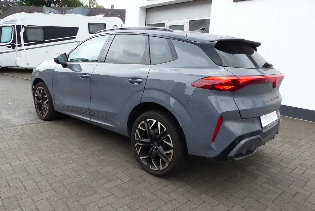 Gebraucht Cupra Terramar VZ 265 PS (194 kW) 2024 Grau SUV
