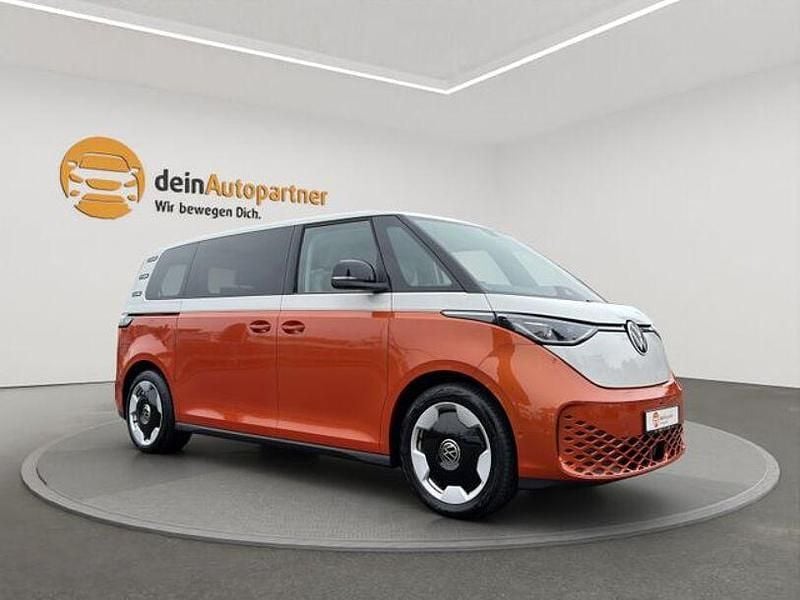 Gebraucht VW ID. Buzz Pro 210 kW (286 PS) 2025 Candy weiß/energetic orange metallic Van / Kleinbus