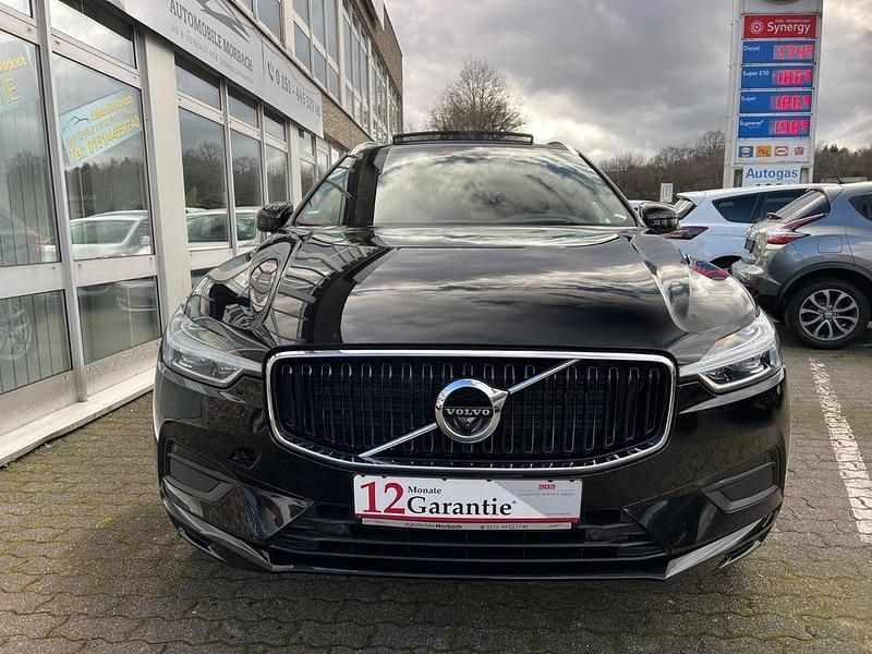 Gebraucht Volvo XC60 Momentum 197 PS (144 kW) 2019 Schwarz SUV
