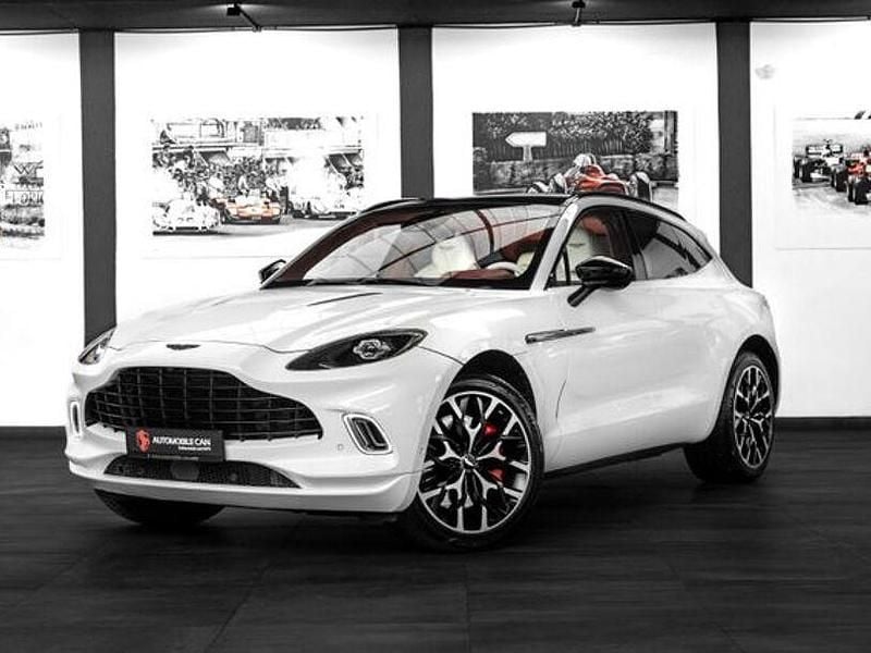 Gebraucht Aston Martin DBX 551 PS (405 kW) 2021 Lunar white SUV
