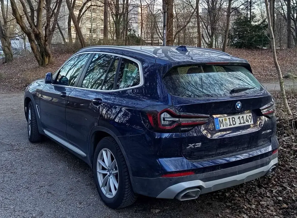 Gebraucht BMW X3 299 PS (219 kW) 2024 Blau SUV