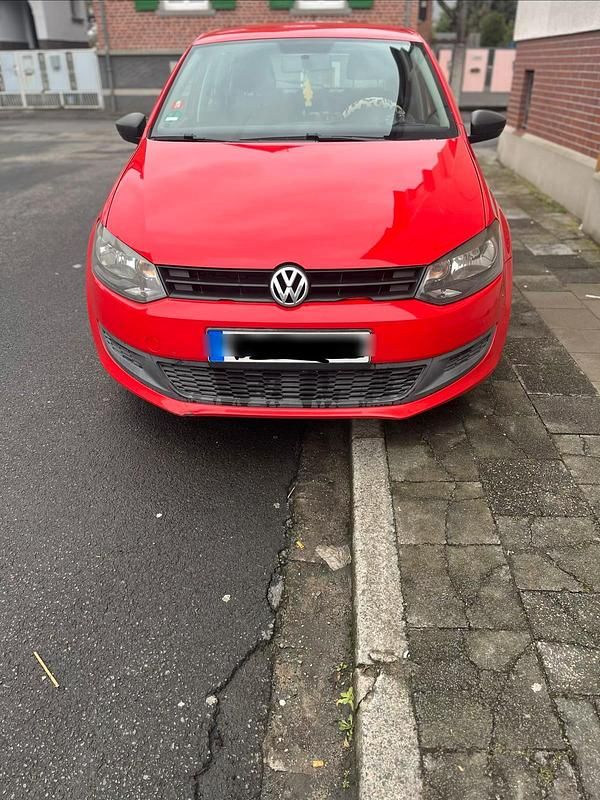 Gebraucht VW Polo 70 PS (51 kW) 2009 Rot Kleinwagen