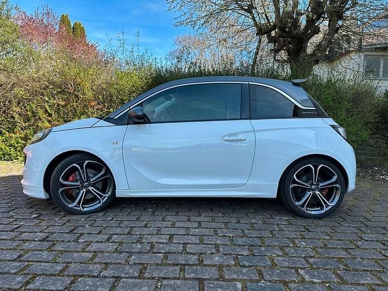 Gebraucht Opel Adam S 150 PS (110 kW) 2015 Weiß Kleinwagen