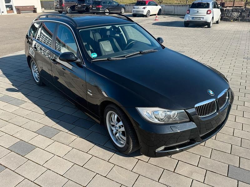 Gebraucht BMW 325 218 PS (160 kW) 2005 Schwarz Kombi