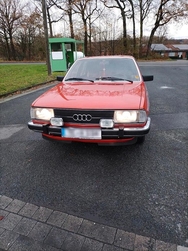 Gebraucht Audi 100 86 PS (63 kW) 1980 Rot Limousine